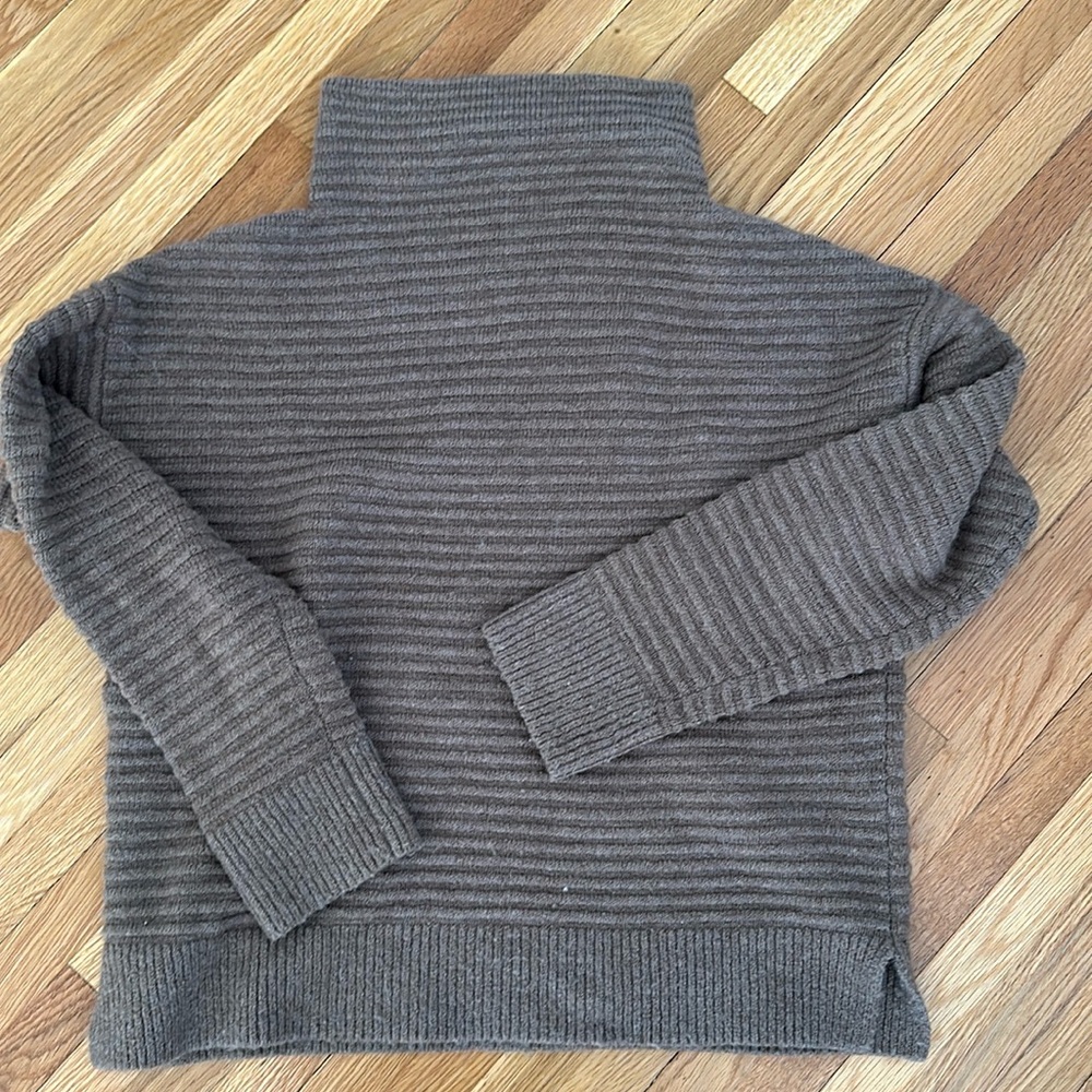 Madewell light brown sweater